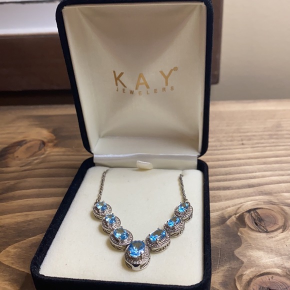 Blue Necklace - Picture 3 of 4